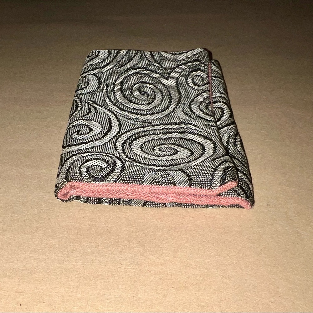 Retro Cardholder - Picture 6 of 10